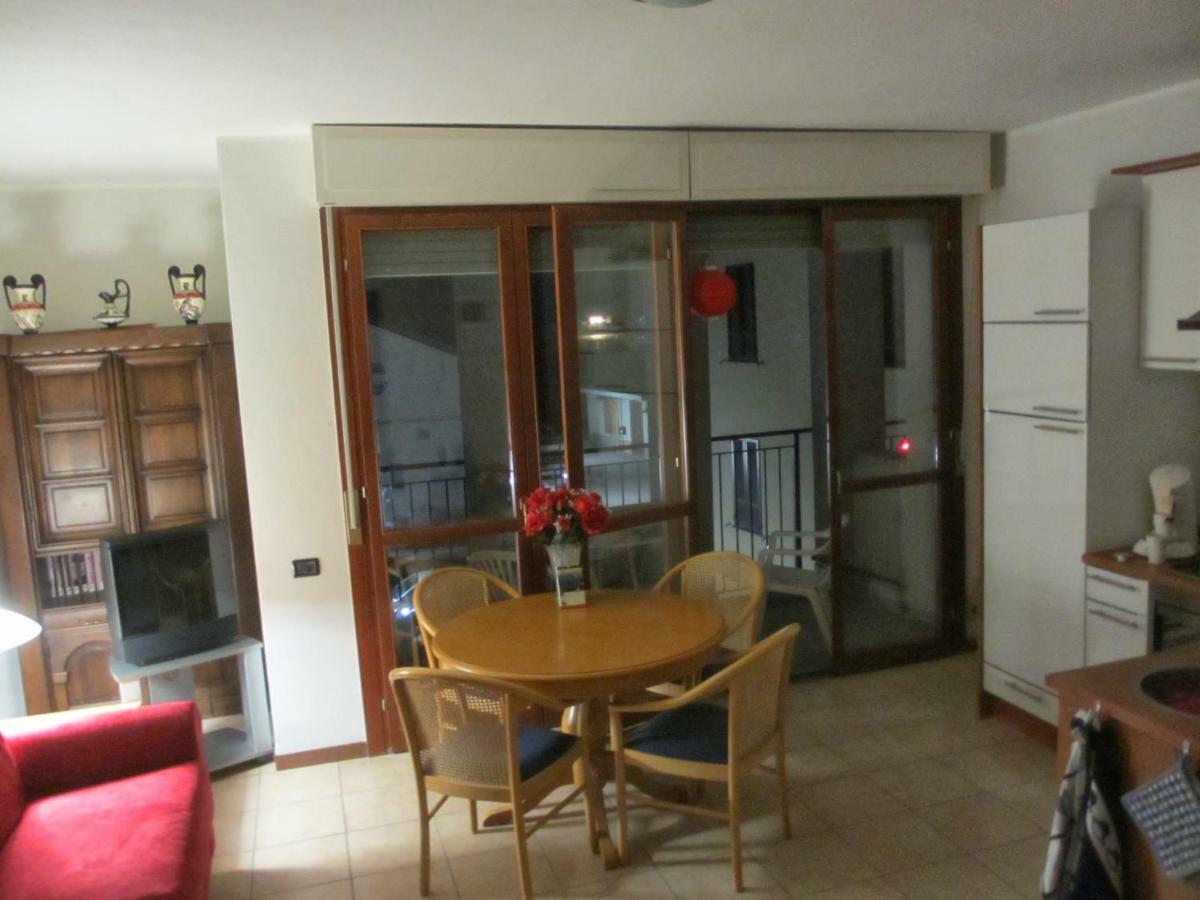 Apartmentslagodicomo Acquaseria Eksteriør bilde